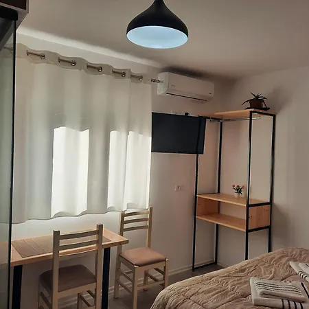 아파트 Central Apt