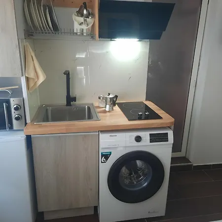 Central Apt Appartamento Tirana