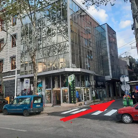 Central Apt Tirana
